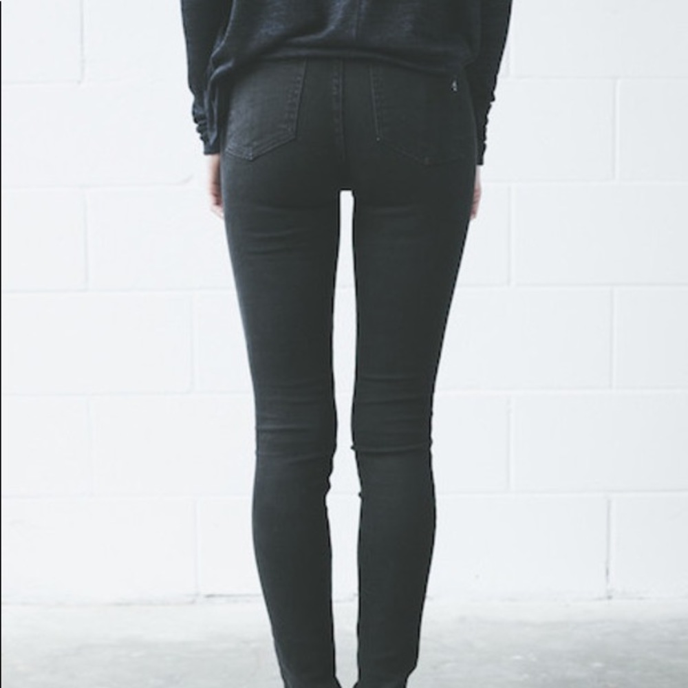 Rag & Bone Jeans. 10” Skinny. EUC.